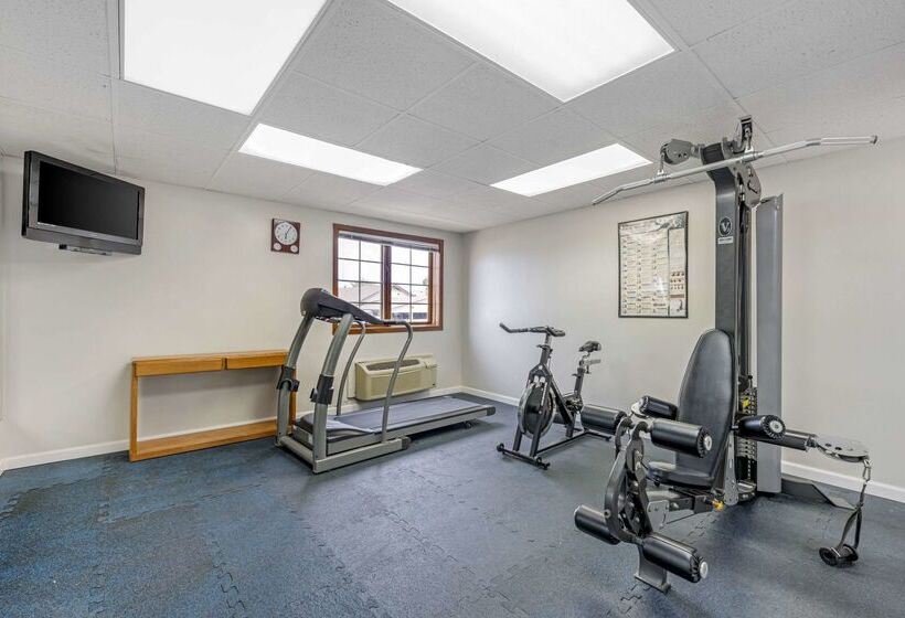 汽车旅馆  Quality Inn & Suites Lincoln South