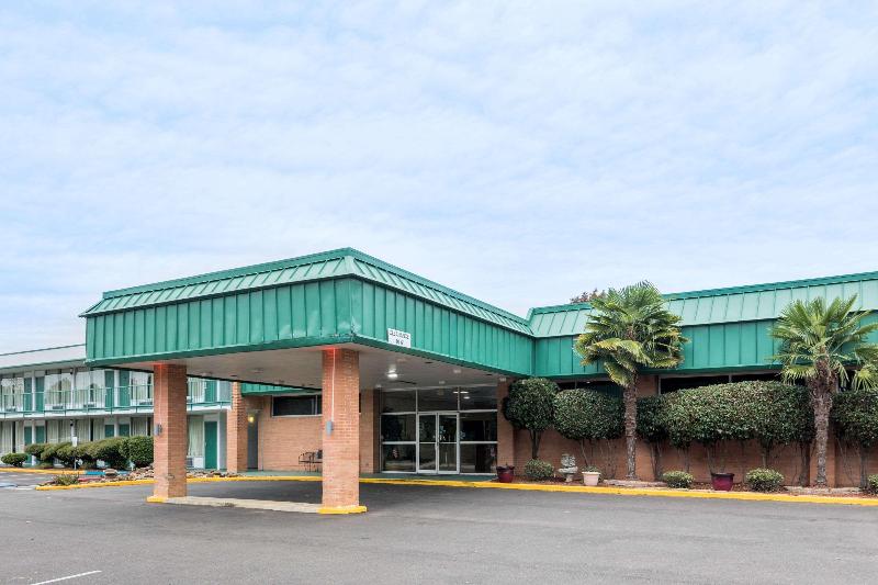 فندق على الطريق Super 8 By Wyndham Hope