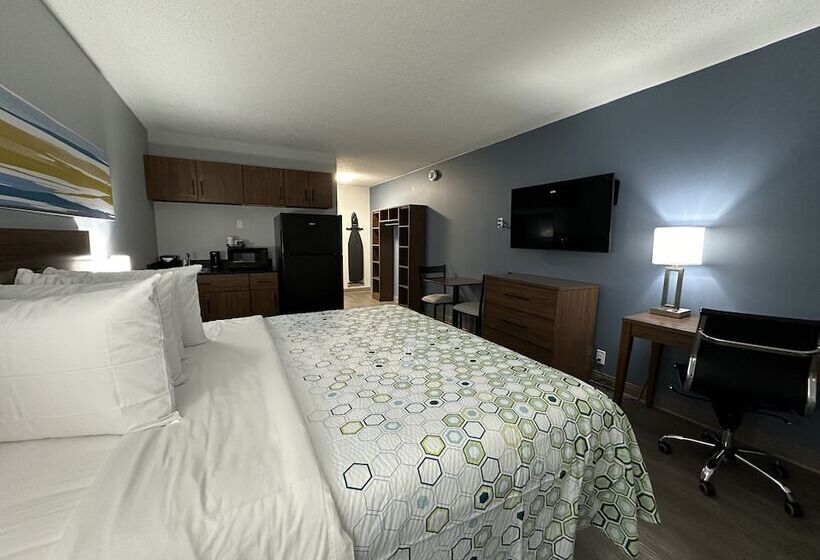 ホテル Hometowne Studios By Red Roof & Conference Center Cortland