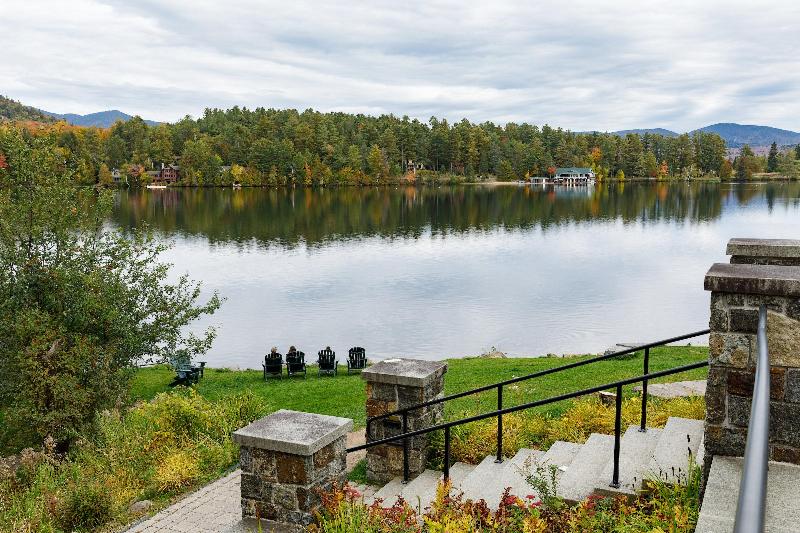 منتجع Crowne Plaza Lake Placid, An Ihg