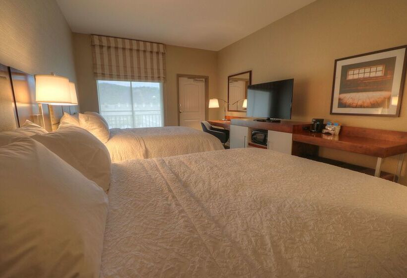 אתר נופש Hampton Inn Gatlinburg Historic Nature Trail