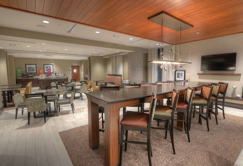 منتجع Hampton Inn Gatlinburg Historic Nature Trail