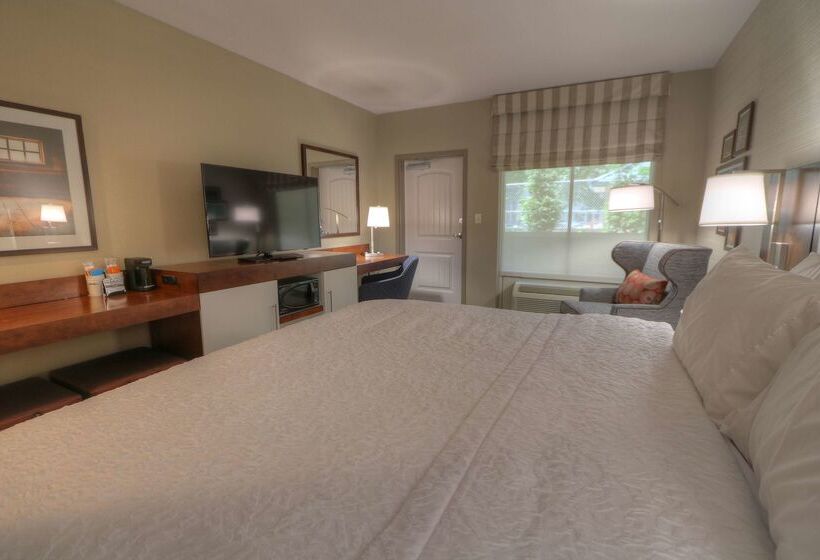 אתר נופש Hampton Inn Gatlinburg Historic Nature Trail