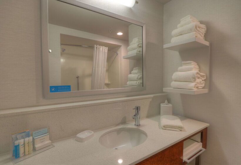 منتجع Hampton Inn Gatlinburg Historic Nature Trail