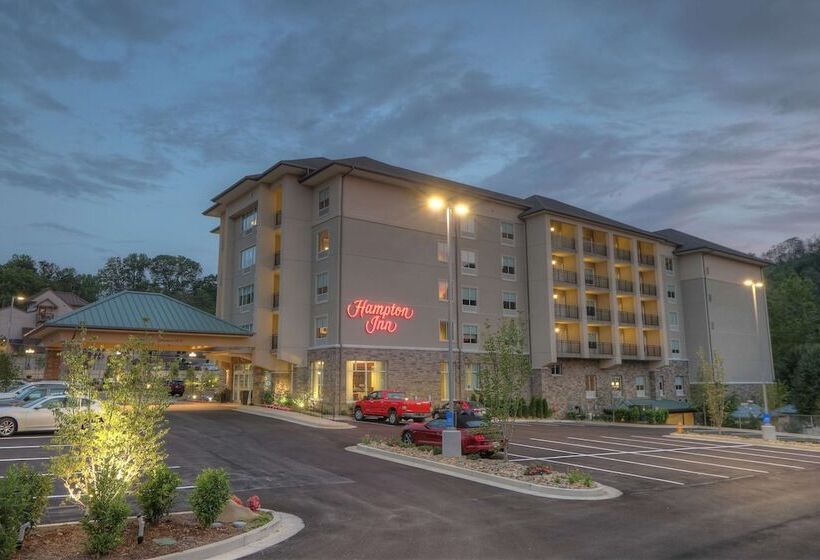 אתר נופש Hampton Inn Gatlinburg Historic Nature Trail