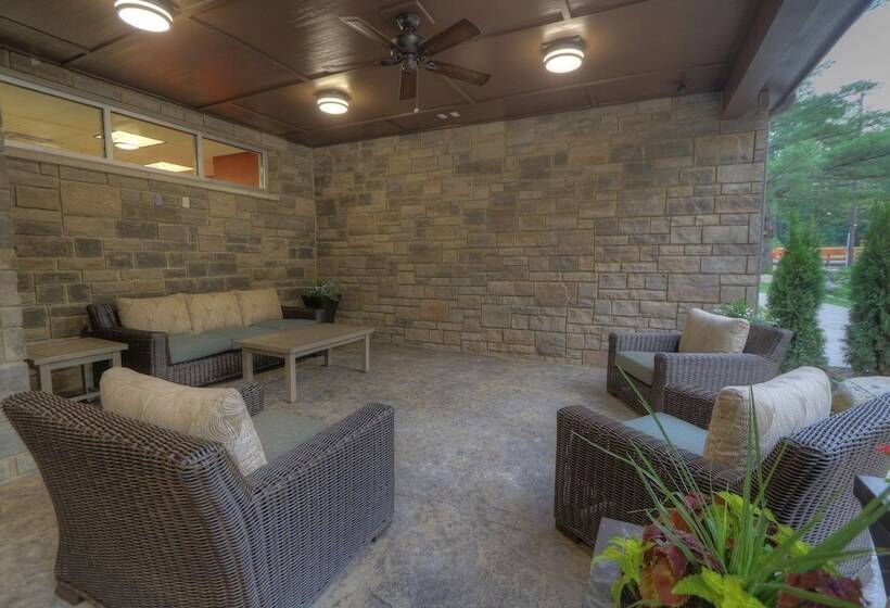 منتجع Hampton Inn Gatlinburg Historic Nature Trail