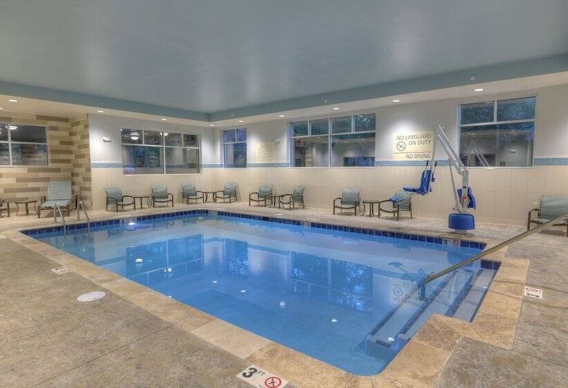 منتجع Hampton Inn Gatlinburg Historic Nature Trail