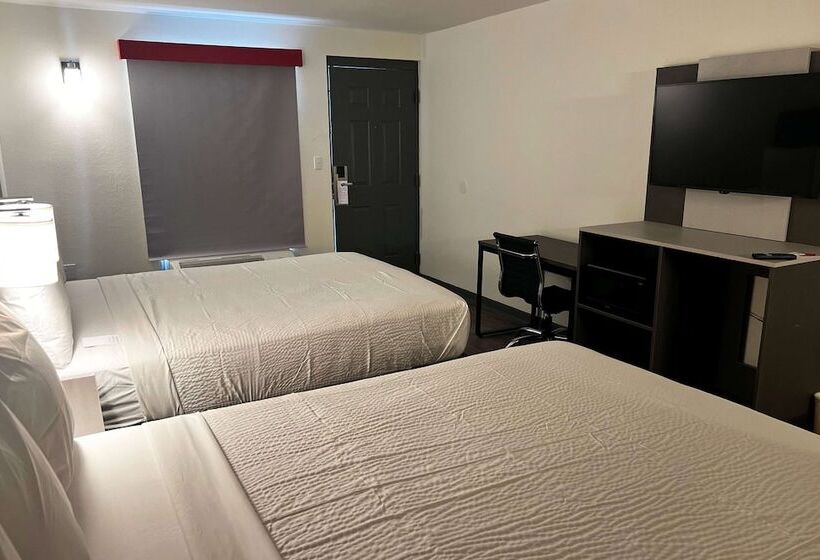 בית מלון כפרי Ramada By Wyndham Bainbridge