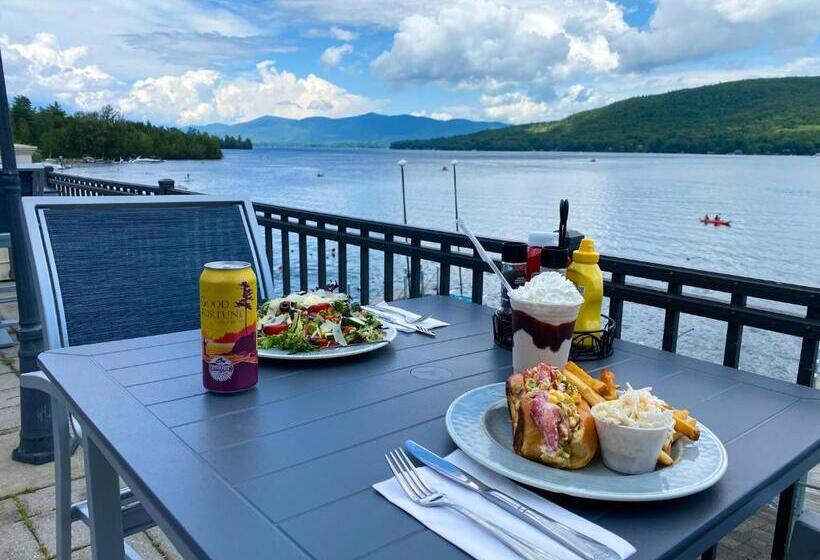 The Georgian Lakeside Resort