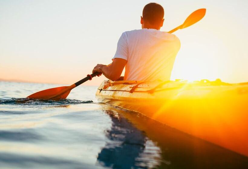 The Georgian Lakeside Resort