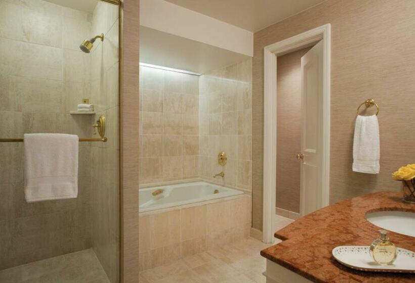 استراحتگاه The Ritz Carlton Dallas, Las Colinas