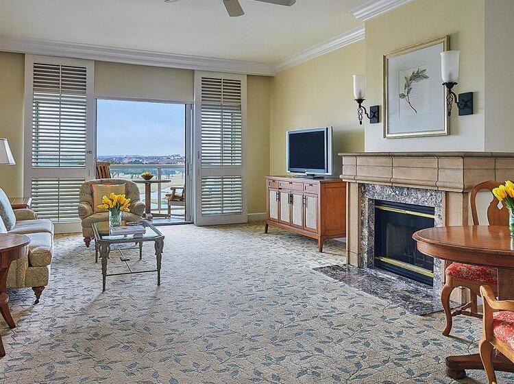 渡假胜地  The Ritz Carlton Dallas, Las Colinas