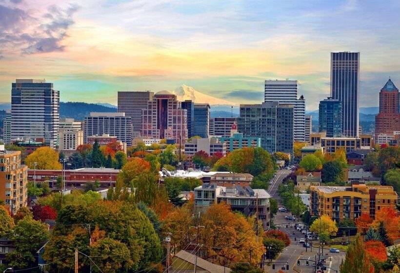 AC Hotel by Marriott Portland Lake Oswego