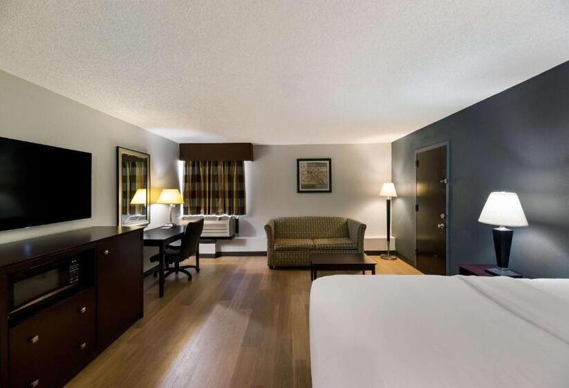Clarion Hotel San Angelo Near Convention Center