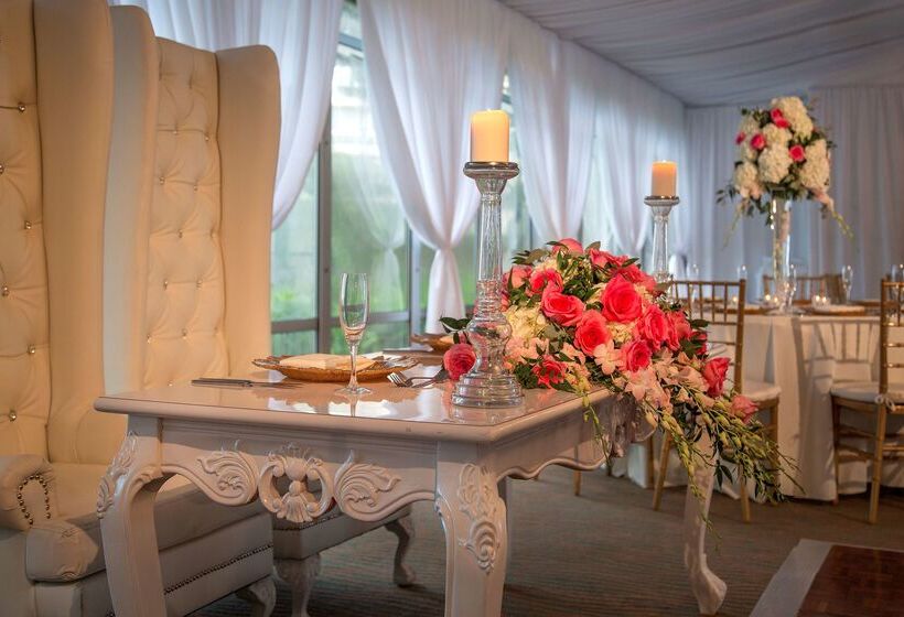 Doubletree Resort By Hilton Hollywood Beach