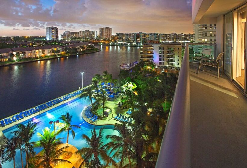 Doubletree Resort By Hilton Hollywood Beach