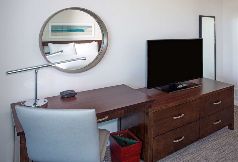 Doubletree Resort By Hilton Hollywood Beach