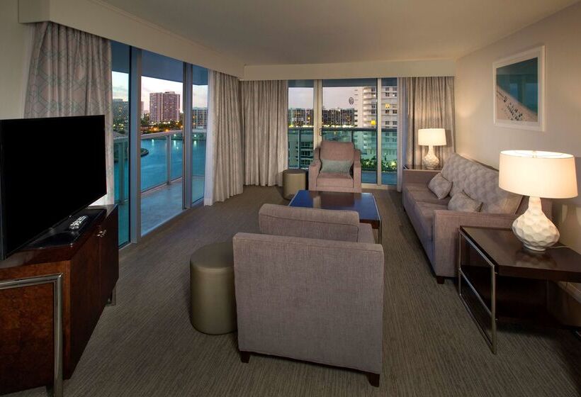 Doubletree Resort By Hilton Hollywood Beach