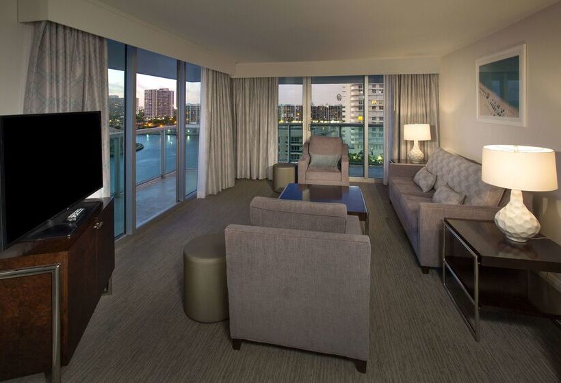 Doubletree Resort By Hilton Hollywood Beach