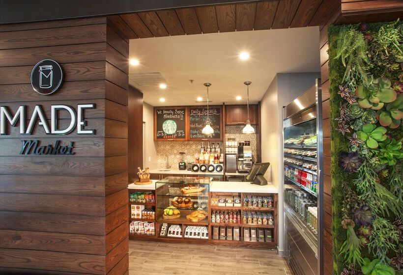 Doubletree Resort By Hilton Hollywood Beach