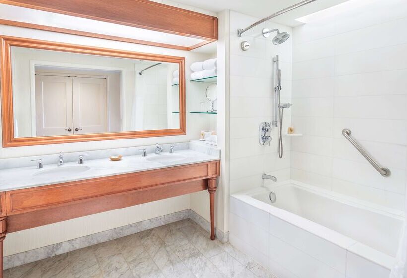 Grand Hyatt Kauai Resort & Spa