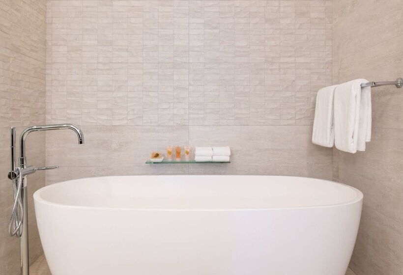 Grand Hyatt Kauai Resort & Spa