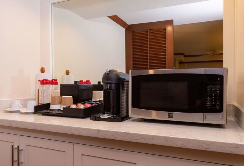 Grand Hyatt Kauai Resort & Spa