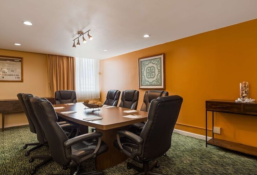 فندق Airport Honolulu