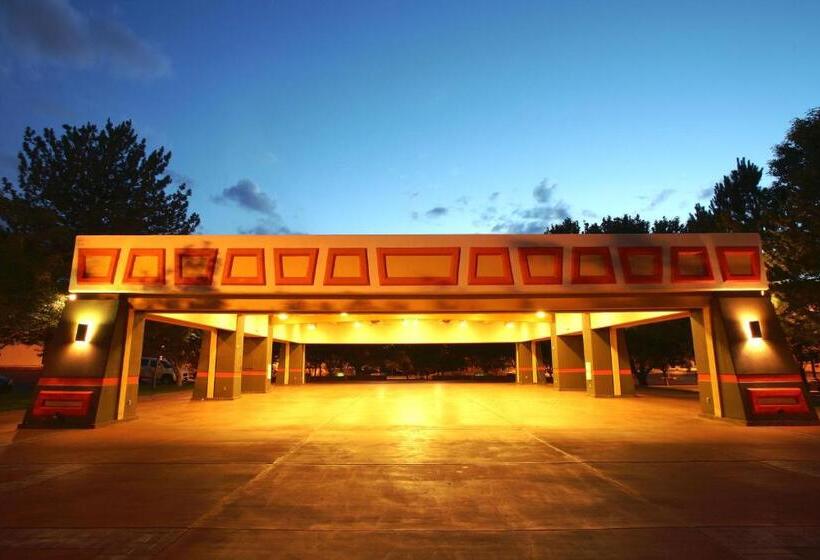 Отель Albuquerque Marriott Pyramid North