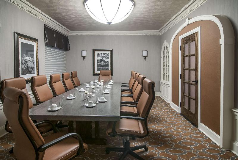 בית מלון כפרי Alex Johnson Rapid City Curio Collection By Hilton