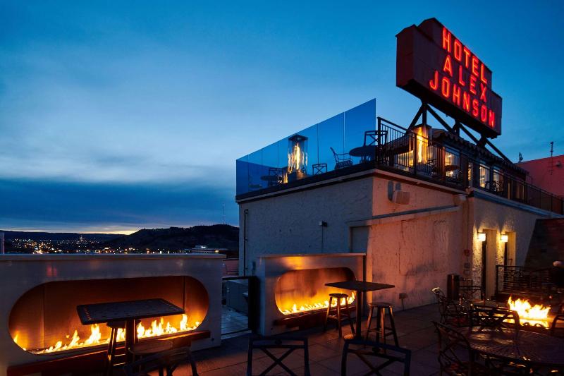 هتل Alex Johnson Rapid City Curio Collection By Hilton