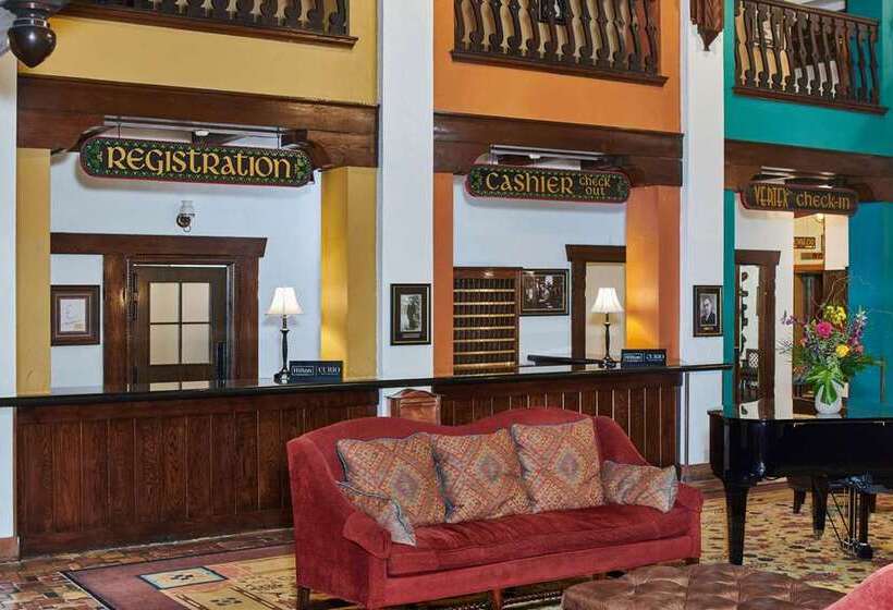 בית מלון כפרי Alex Johnson Rapid City Curio Collection By Hilton