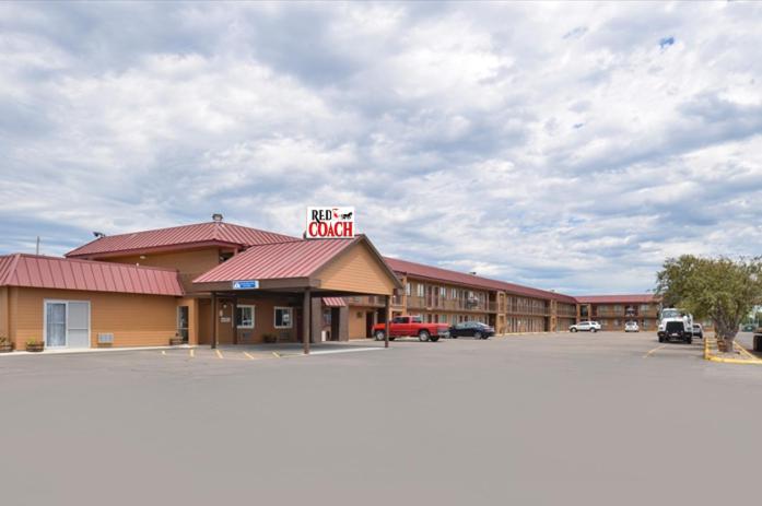 Отель Americas Best Value Inn & Suites Grand Island