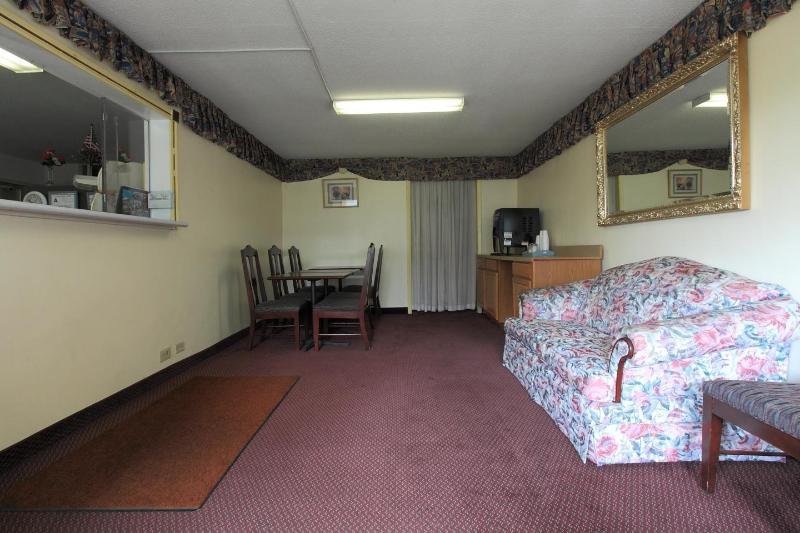 ホテル Americas Best Value Inn Wilson