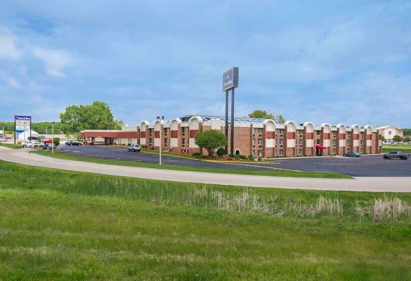 فندق Americinn By Wyndham Janesville