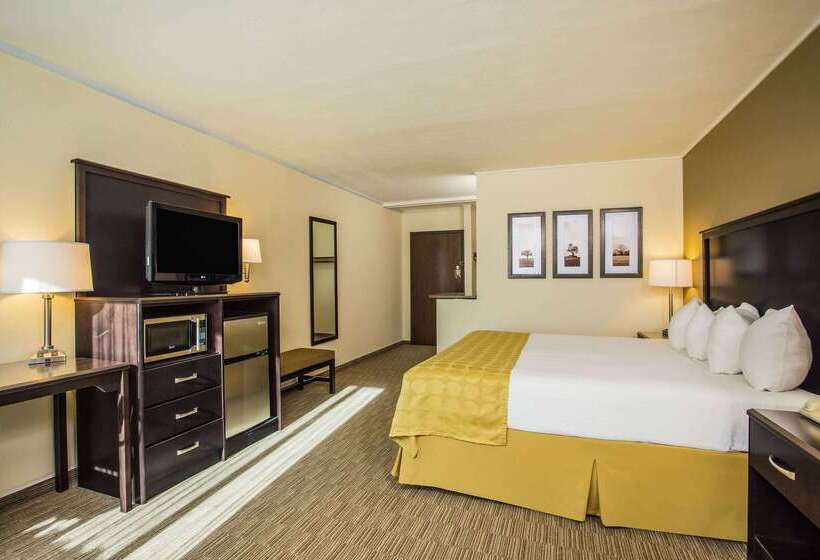 فندق Americinn By Wyndham Janesville