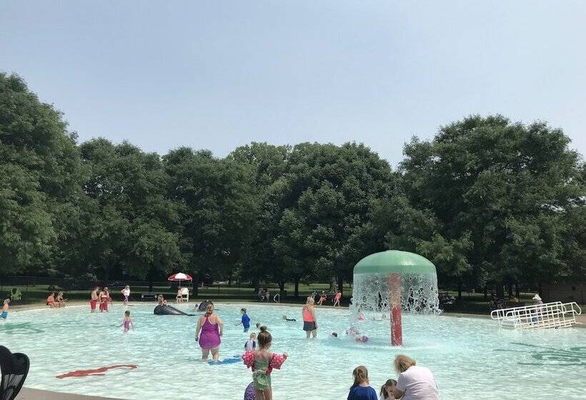 فندق Americinn By Wyndham Janesville