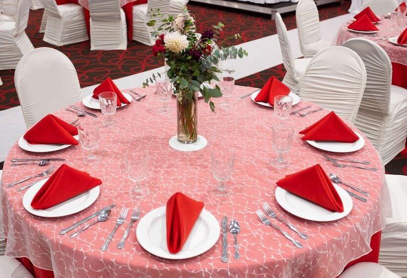 فندق Americinn By Wyndham Janesville