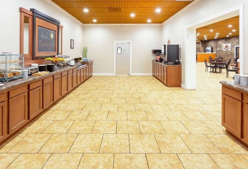 فندق Americinn By Wyndham Janesville