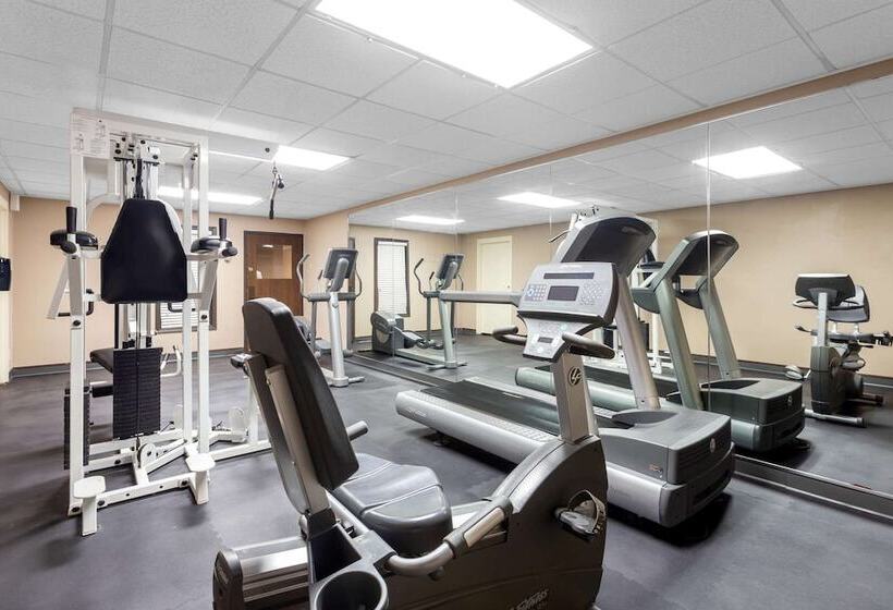 فندق Americinn By Wyndham Janesville