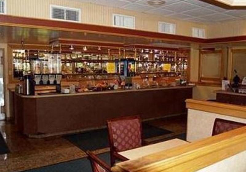 فندق Avant on Market Street