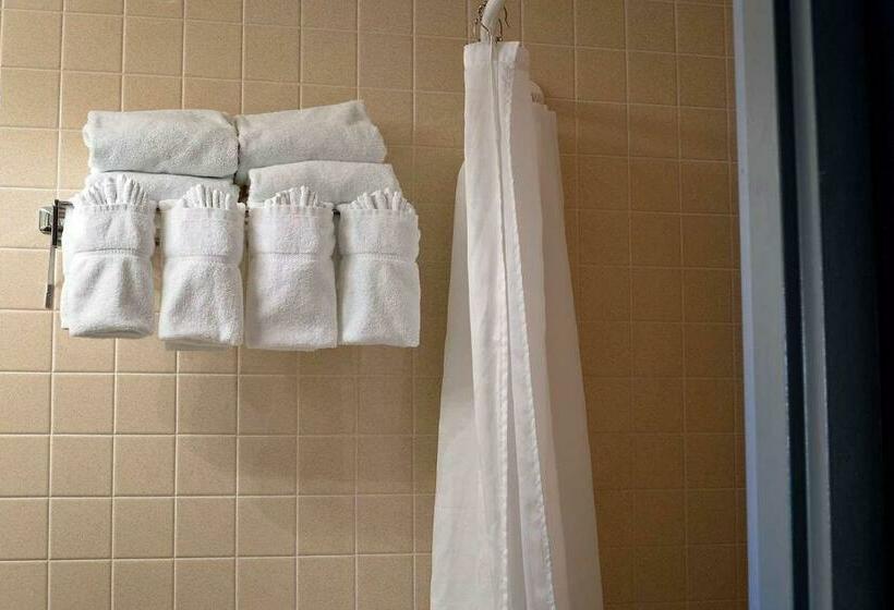 فندق Best Western At Historic Concord