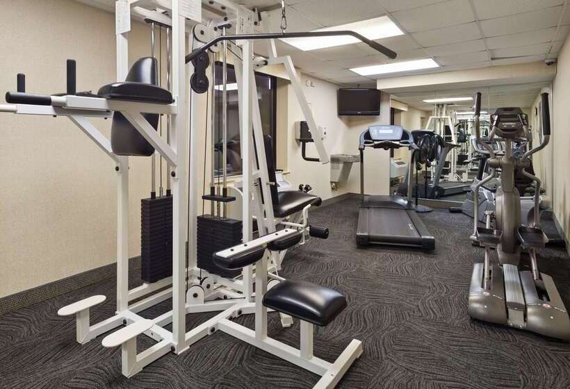 בית מלון כפרי Best Western Fairfax City