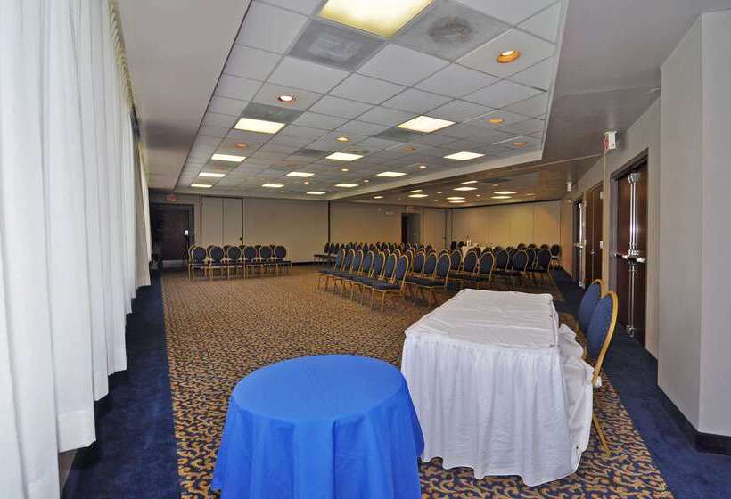 בית מלון כפרי Best Western Fairfax City