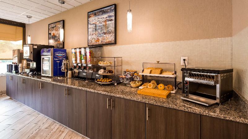 בית מלון כפרי Best Western Fairfax City