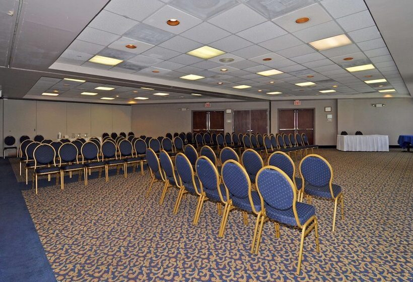 בית מלון כפרי Best Western Fairfax City