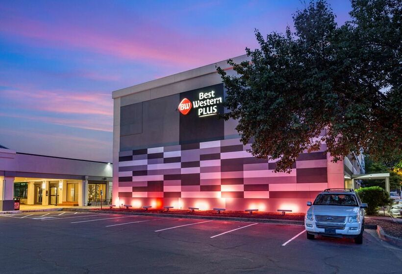 호텔 Best Western Plus University Inn