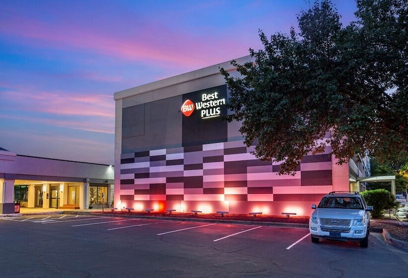 호텔 Best Western Plus University Inn