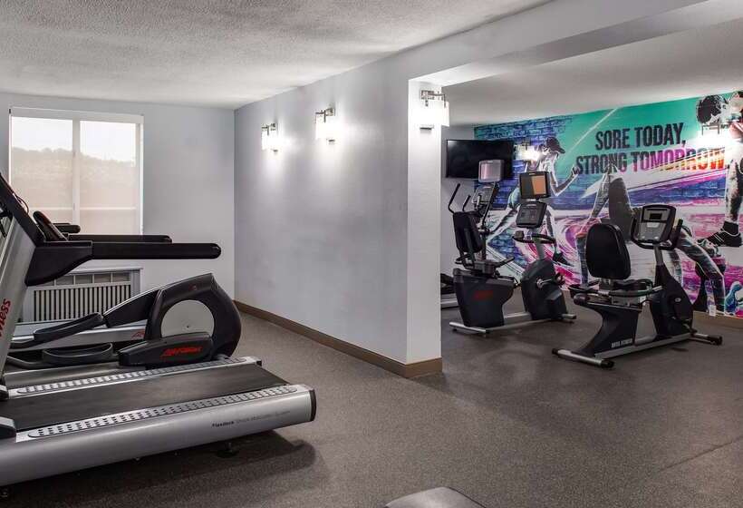 Отель Best Western Premier Richmond City Gateway