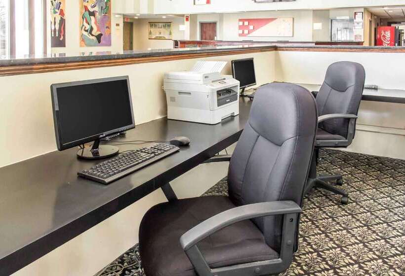 Clarion Hotel & Conference Center